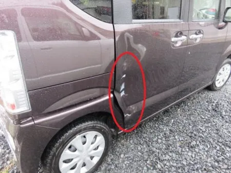 キズ・へこみの板金修理事例(ホンダ・Ｎボックス、一関市)