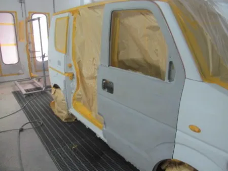  一関市よりキズ・ヘコミの板金修理事例(スズキ、エブリー)